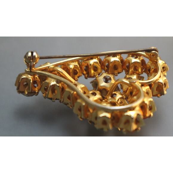 Vintage Rhinestone Austria Brooch Earrings Set - Picture 9 of 10